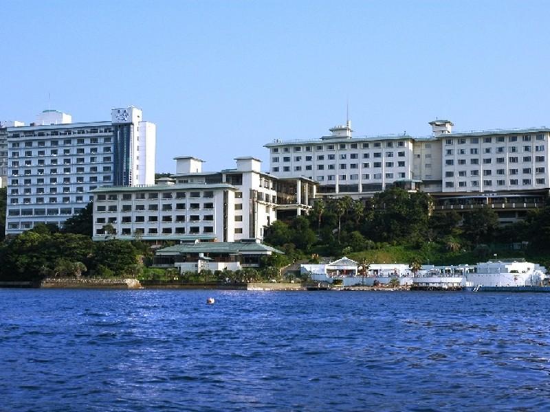 Toba Seaside Hotel Exterior photo